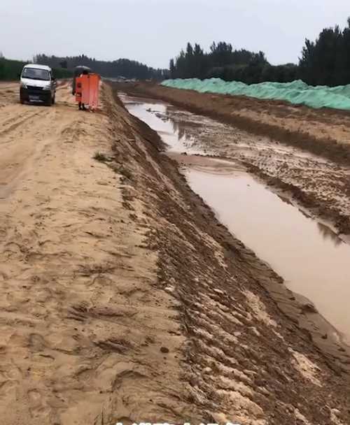 南阳社旗县河道降水